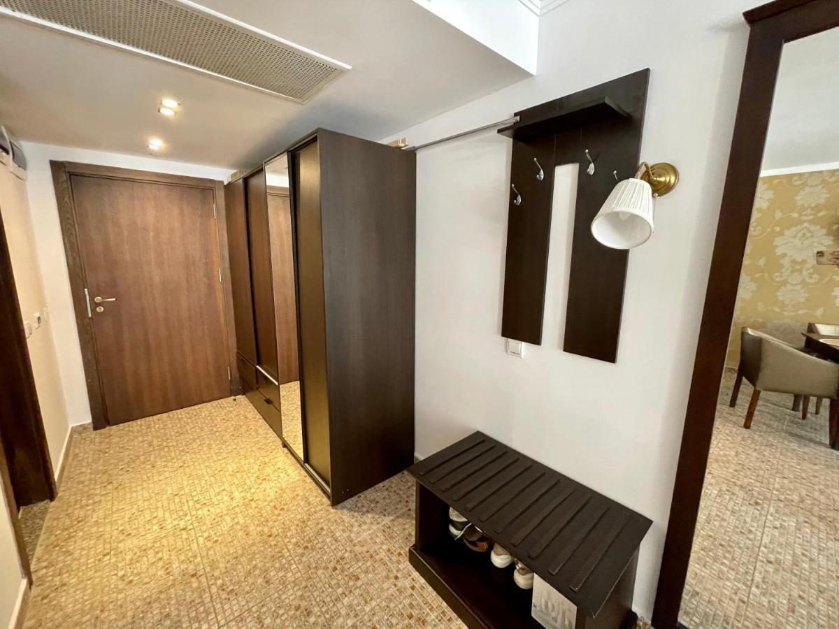 Royal Beach Apartments - 5M To Pool, 100M To Beach Sunny Beach Dış mekan fotoğraf
